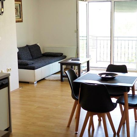 Apartment Ivan-Experience 3 Bedrooms Любушки Екстер'єр фото