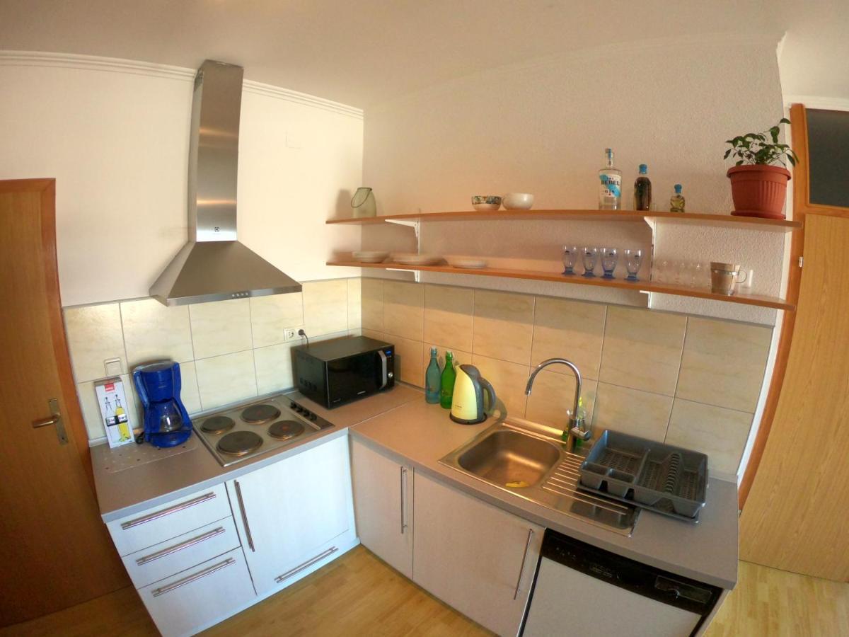 Apartment Ivan-Experience 3 Bedrooms Любушки Екстер'єр фото